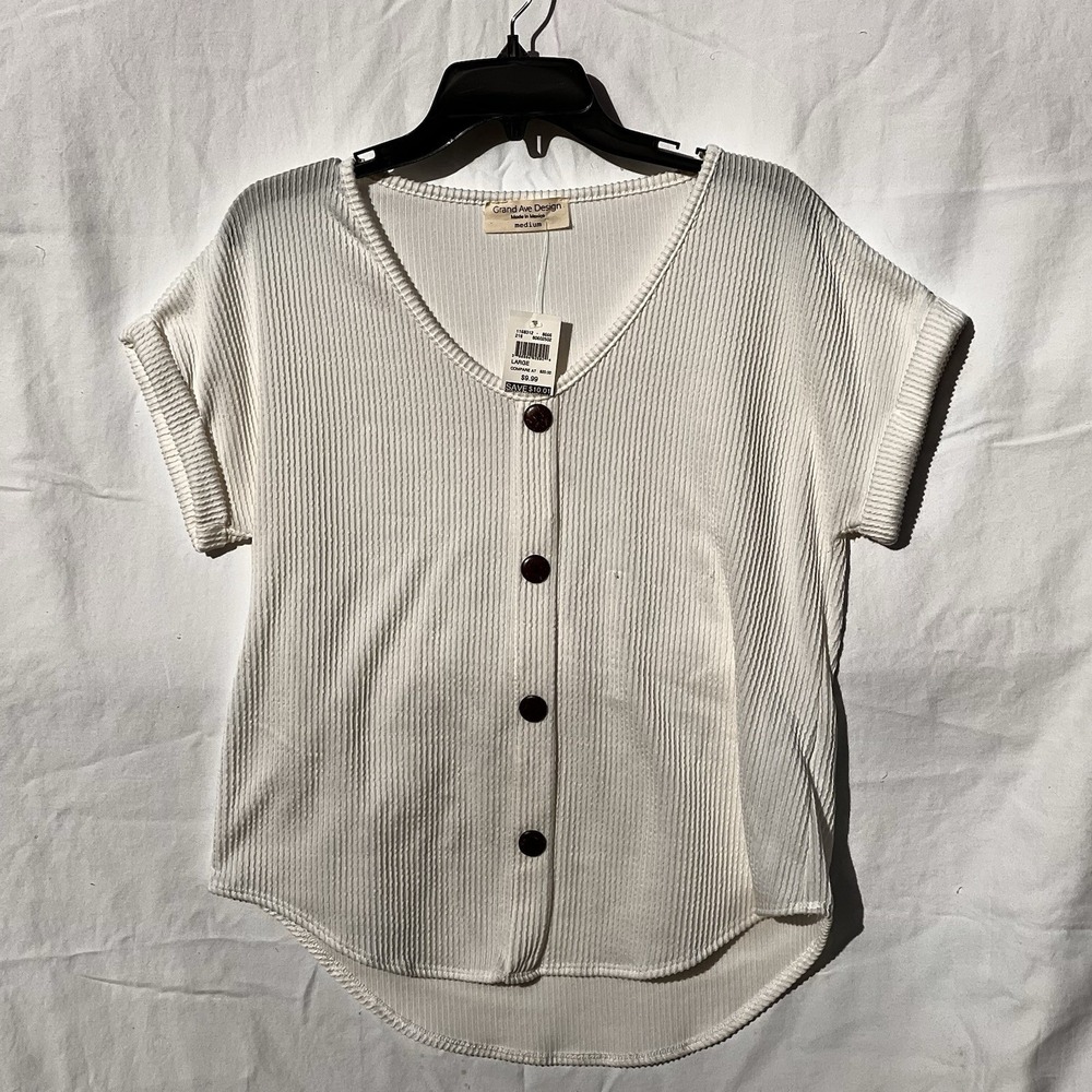 Grand Ave Design Ribbed Button Front Top Womens Medium White NWT 80404 Snag